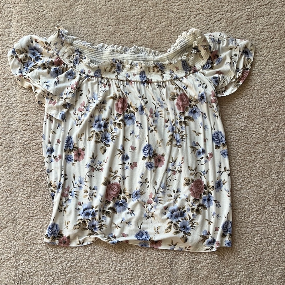 American Eagle shirt